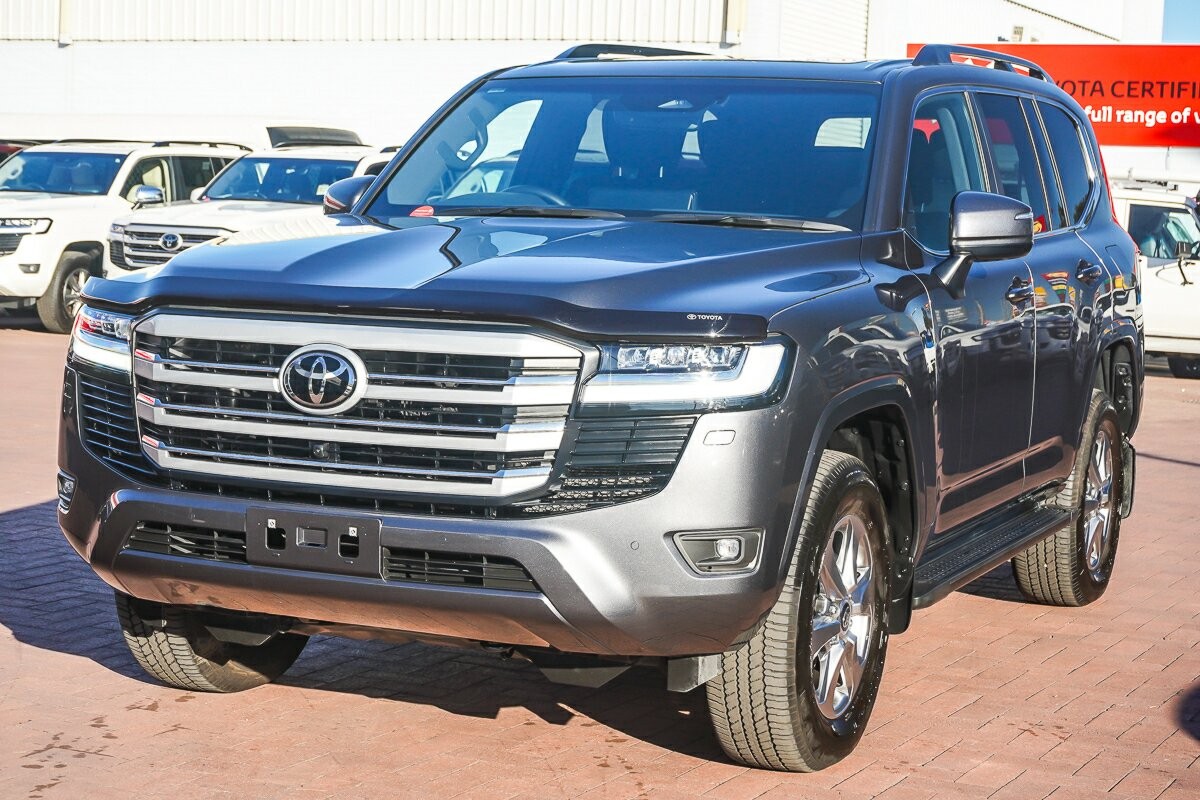 Toyota Landcruiser image 4