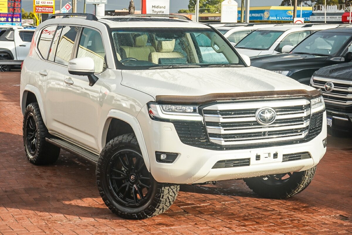 Toyota Landcruiser image 1