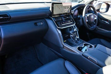 https://vehicle-cdn.autoleague.cloud/28166_6512452_24.jpg