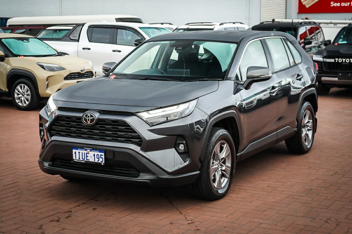 Toyota Rav4 image 4