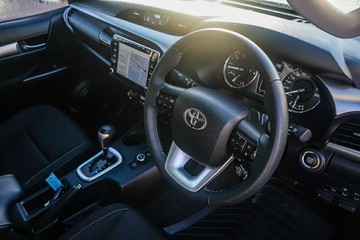 https://vehicle-cdn.autoleague.cloud/28166_6512488_13.jpg