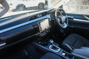 https://vehicle-cdn.autoleague.cloud/28166_6512488_20.jpg