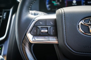 https://vehicle-cdn.autoleague.cloud/28166_6512503_19.jpg