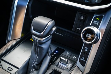 https://vehicle-cdn.autoleague.cloud/28166_6512503_23.jpg