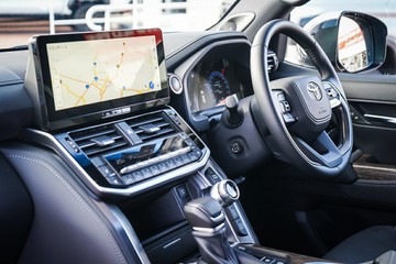 https://vehicle-cdn.autoleague.cloud/28166_6512503_25.jpg