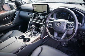 https://vehicle-cdn.autoleague.cloud/28166_6512504_18.jpg