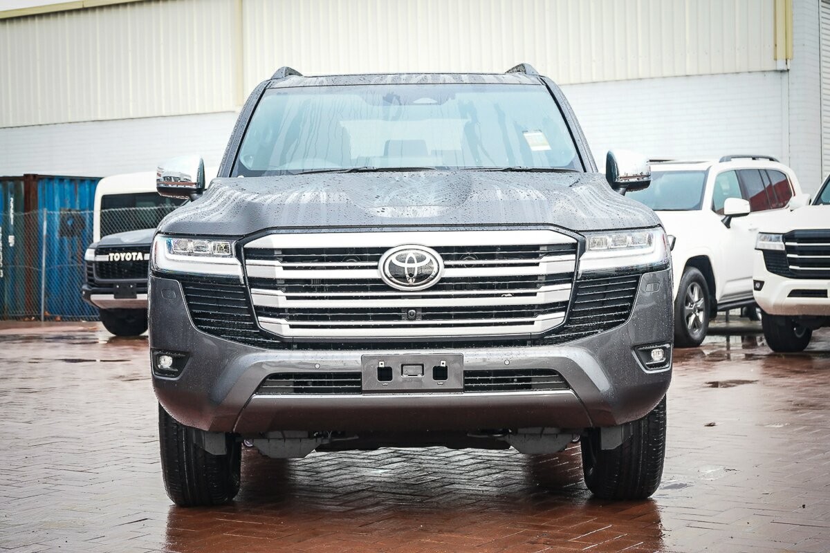 Toyota Landcruiser image 3