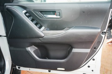 https://vehicle-cdn.autoleague.cloud/28166_6512542_14.jpg