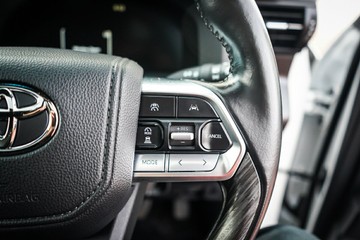 https://vehicle-cdn.autoleague.cloud/28166_6512542_18.jpg