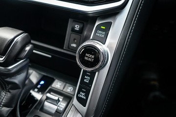 https://vehicle-cdn.autoleague.cloud/28166_6512542_23.jpg