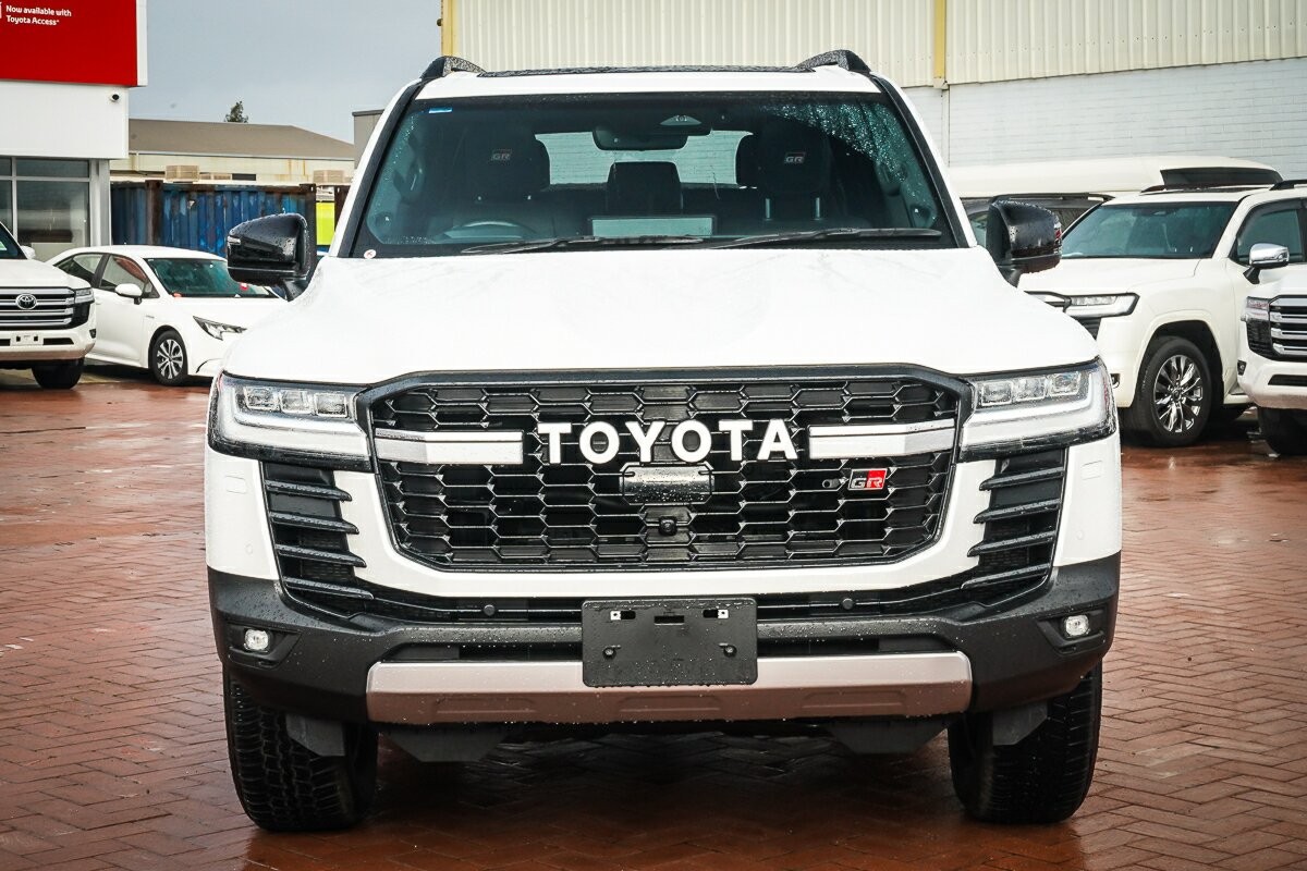 Toyota Landcruiser image 3