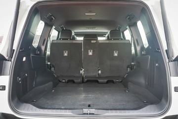 https://vehicle-cdn.autoleague.cloud/28166_6512542_9.jpg
