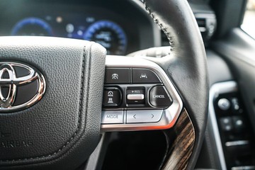 https://vehicle-cdn.autoleague.cloud/28166_6512554_16.jpg