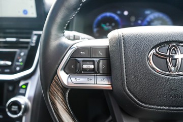 https://vehicle-cdn.autoleague.cloud/28166_6512554_18.jpg