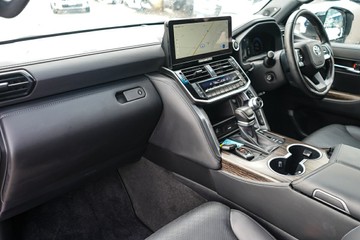 https://vehicle-cdn.autoleague.cloud/28166_6512554_24.jpg