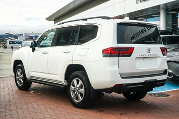 https://vehicle-cdn.autoleague.cloud/28166_6512554_5.jpg