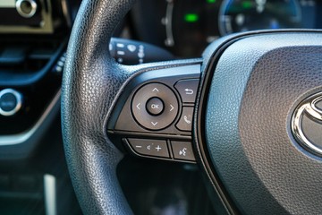 https://vehicle-cdn.autoleague.cloud/28166_6512557_16.jpg