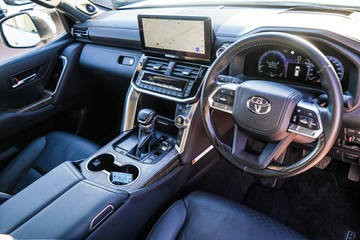 https://vehicle-cdn.autoleague.cloud/28166_6512559_14.jpg