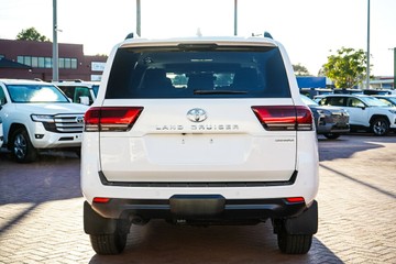 https://vehicle-cdn.autoleague.cloud/28166_6512559_7.jpg