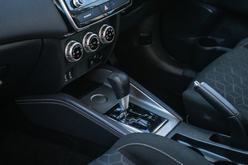 https://vehicle-cdn.autoleague.cloud/28166_6512566_25.jpg