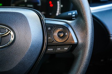 https://vehicle-cdn.autoleague.cloud/28166_6512582_15.jpg