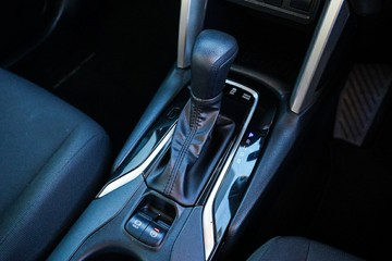 https://vehicle-cdn.autoleague.cloud/28166_6512582_21.jpg