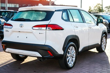 https://vehicle-cdn.autoleague.cloud/28166_6512582_8.jpg