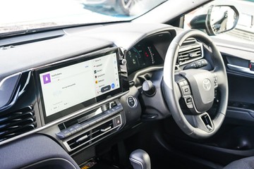 https://vehicle-cdn.autoleague.cloud/28166_6512584_21.jpg