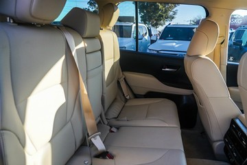 https://vehicle-cdn.autoleague.cloud/28166_6512591_21.jpg
