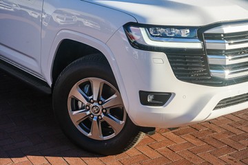 https://vehicle-cdn.autoleague.cloud/28166_6512594_2.jpg