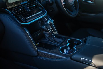 https://vehicle-cdn.autoleague.cloud/28166_6512594_21.jpg