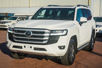 https://vehicle-cdn.autoleague.cloud/28166_6512594_4.jpg