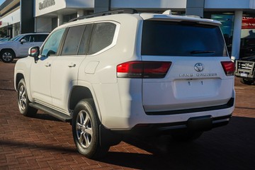 https://vehicle-cdn.autoleague.cloud/28166_6512594_6.jpg