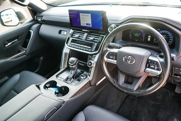 https://vehicle-cdn.autoleague.cloud/28166_6512595_15.jpg