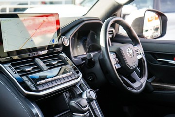 https://vehicle-cdn.autoleague.cloud/28166_6512595_25.jpg