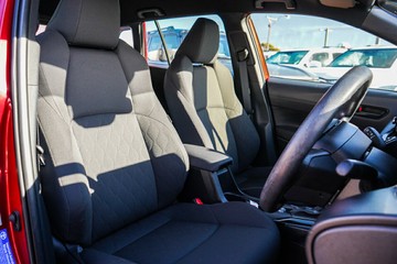 https://vehicle-cdn.autoleague.cloud/28166_6512623_13.jpg