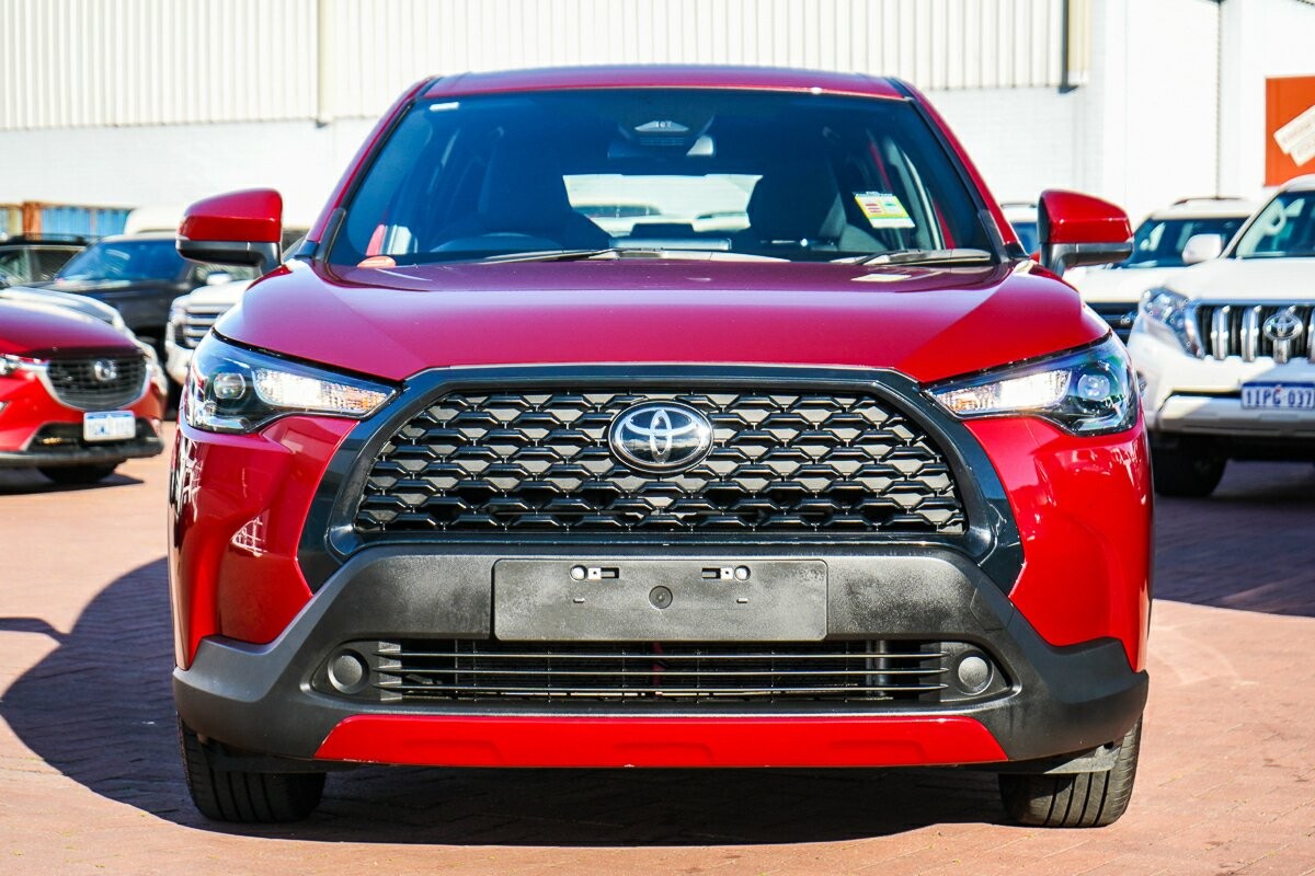Toyota Corolla Cross image 3