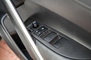 https://vehicle-cdn.autoleague.cloud/28166_6512626_12.jpg