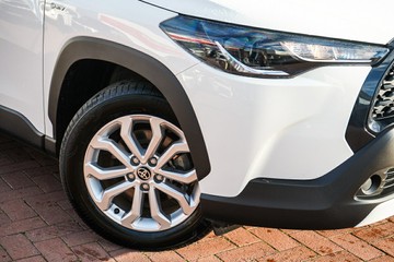 https://vehicle-cdn.autoleague.cloud/28166_6512626_2.jpg