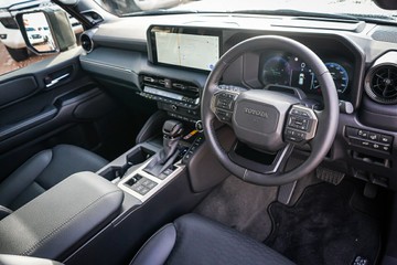 https://vehicle-cdn.autoleague.cloud/28166_6512628_14.jpg