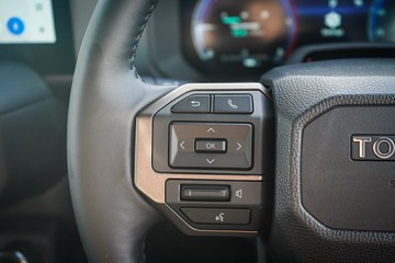 https://vehicle-cdn.autoleague.cloud/28166_6512628_16.jpg