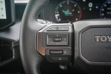 https://vehicle-cdn.autoleague.cloud/28166_6512639_17.jpg