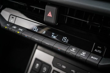 https://vehicle-cdn.autoleague.cloud/28166_6512639_20.jpg