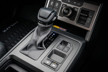 https://vehicle-cdn.autoleague.cloud/28166_6512639_22.jpg
