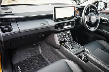 https://vehicle-cdn.autoleague.cloud/28166_6512639_23.jpg