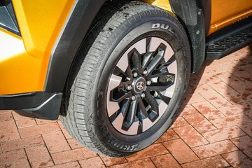 https://vehicle-cdn.autoleague.cloud/28166_6512639_5.jpg