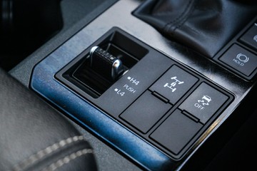 https://vehicle-cdn.autoleague.cloud/28166_6512644_20.jpg