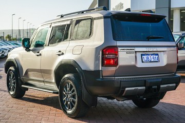 https://vehicle-cdn.autoleague.cloud/28166_6512644_6.jpg
