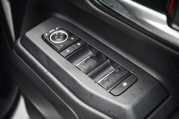 https://vehicle-cdn.autoleague.cloud/28166_6512647_14.jpg