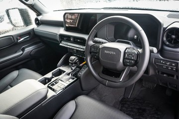 https://vehicle-cdn.autoleague.cloud/28166_6512647_16.jpg